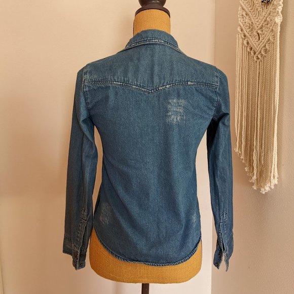 Miley Cyrus & Max Azria Destressed Denim Shirt XS - Picture 3 of 5